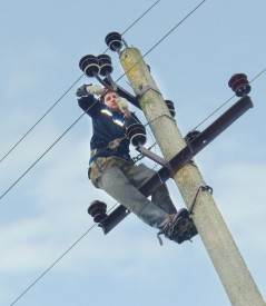 По сравнению с прошлым годом аварийность в электросетевом комплексе снизилась на треть