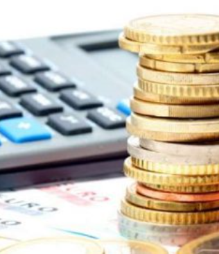 «Янтарьэнергосбыт» предупреждает: долги за свет могут помешать отпуску 