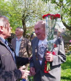 В гости к победителям: энергетики поздравляют ветеранов в канун 9 Мая В гости к победителям: энергетики поздравляют ветеранов в канун 9 Мая