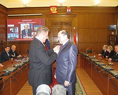 Генеральный директор ОАО «Янтарьэнерго» Михаил Цикель награжден орденом «За заслуги перед Калининградской областью»
