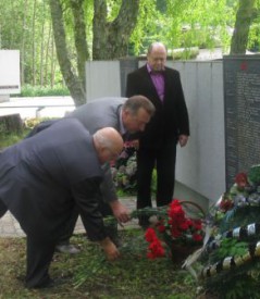 Земной поклон погибшим за Родину